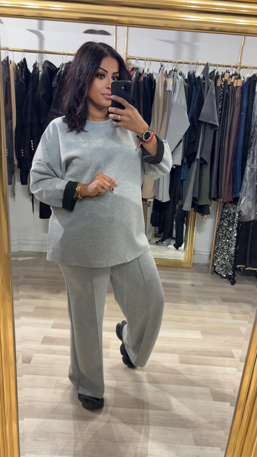 ENSEMBLE HILONA