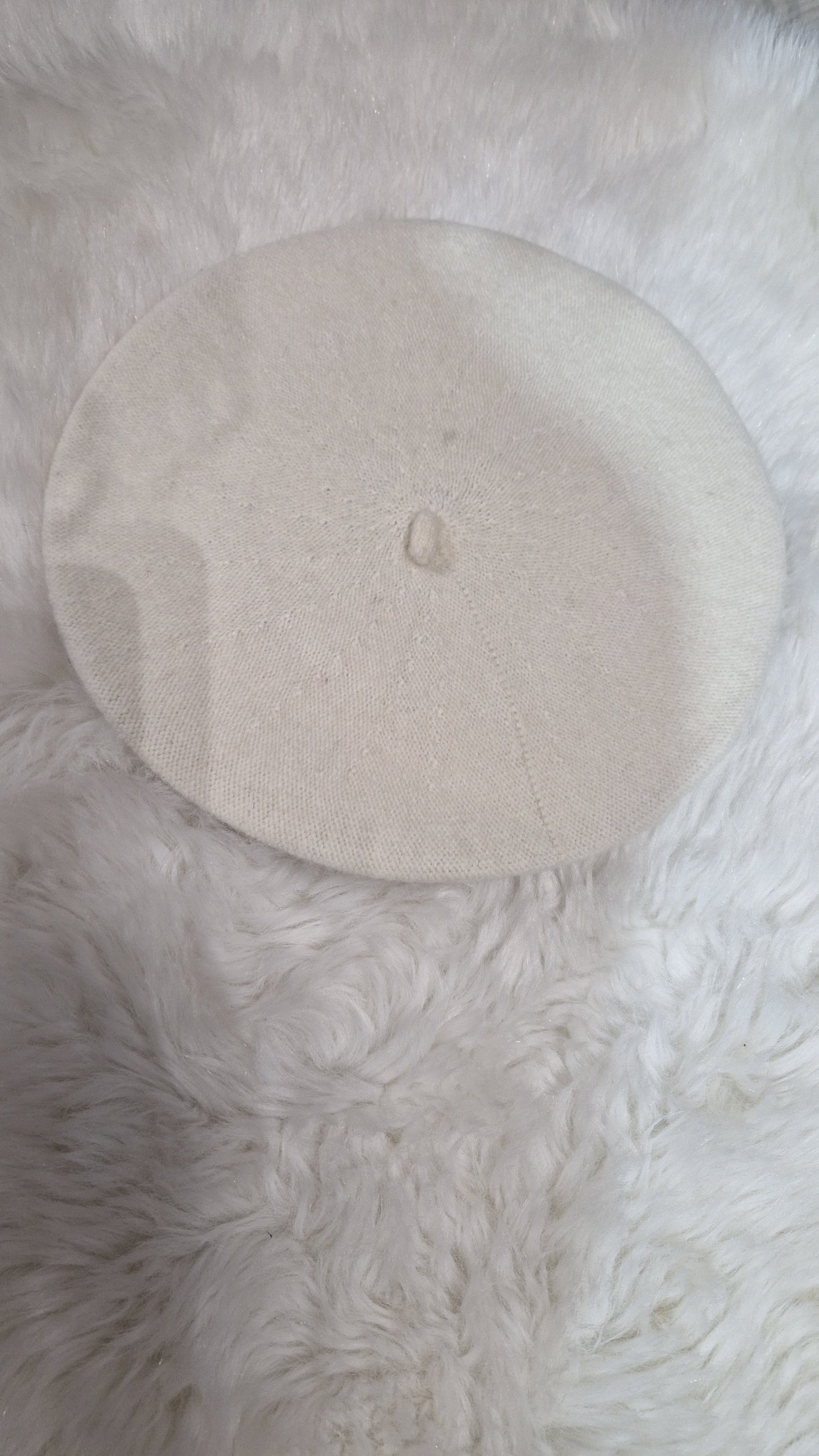 BERET LYA
